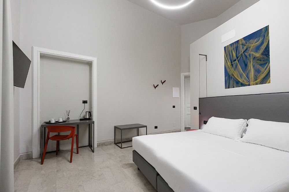 RV 2.0 Deluxe Double or Twin Room, Balcony, City View