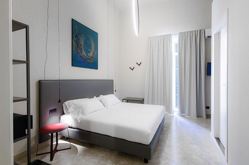 RV 2.0 Comfort Double or Twin Room, Balcony, City View 2