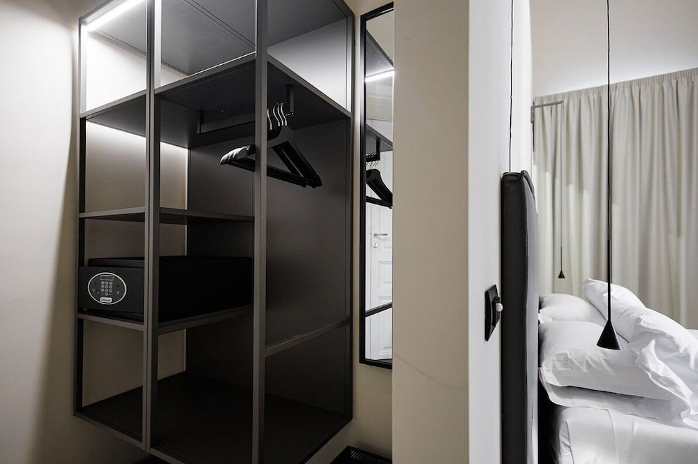 RV 2.0 Deluxe Double or Twin Room, Balcony, City View 11