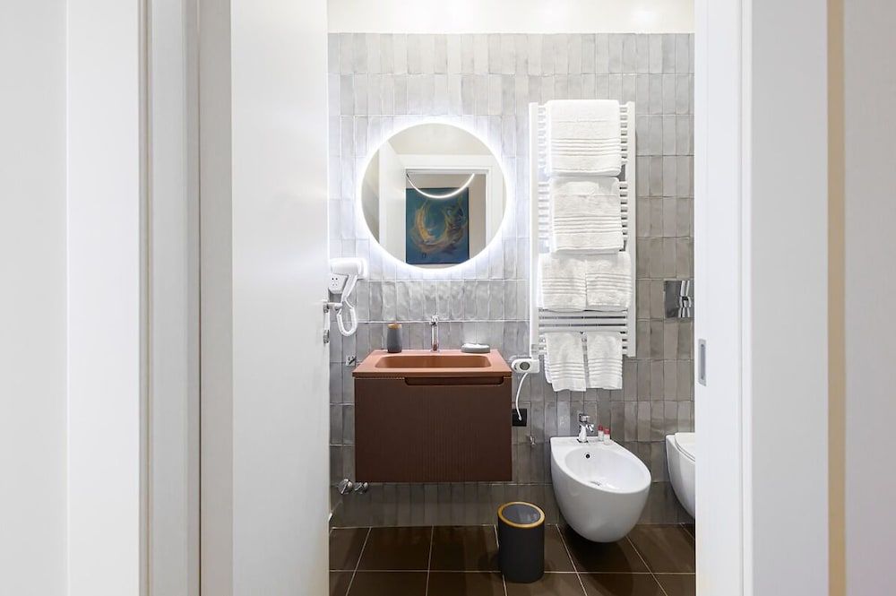 RV 2.0 Comfort Double or Twin Room, Balcony, City View 5