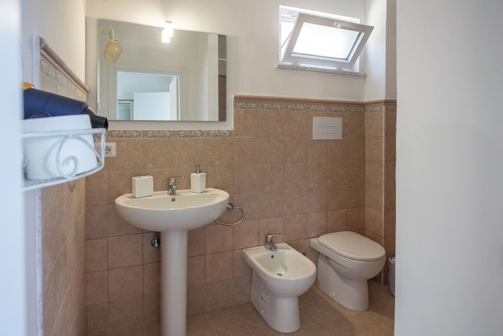 B&B La Casa di Carolina Room, 1 Queen Bed, Balcony, Sea View 9