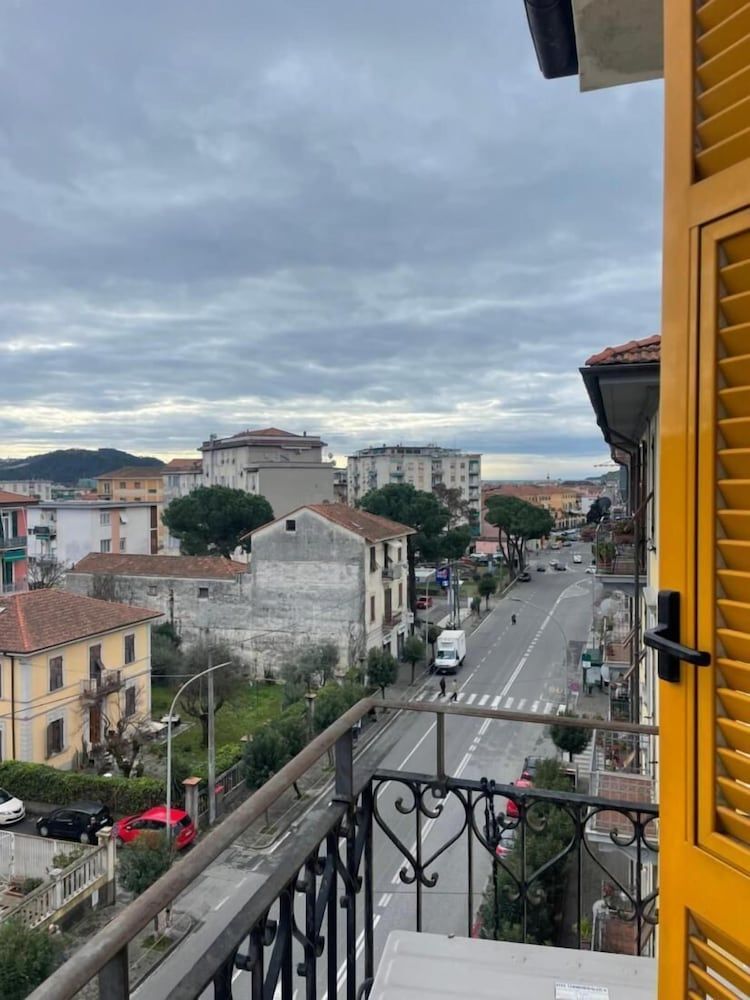 Casa Vacanza Le Cinque Terre Apartment, 2 Bedrooms, Smoking, Balcony 4