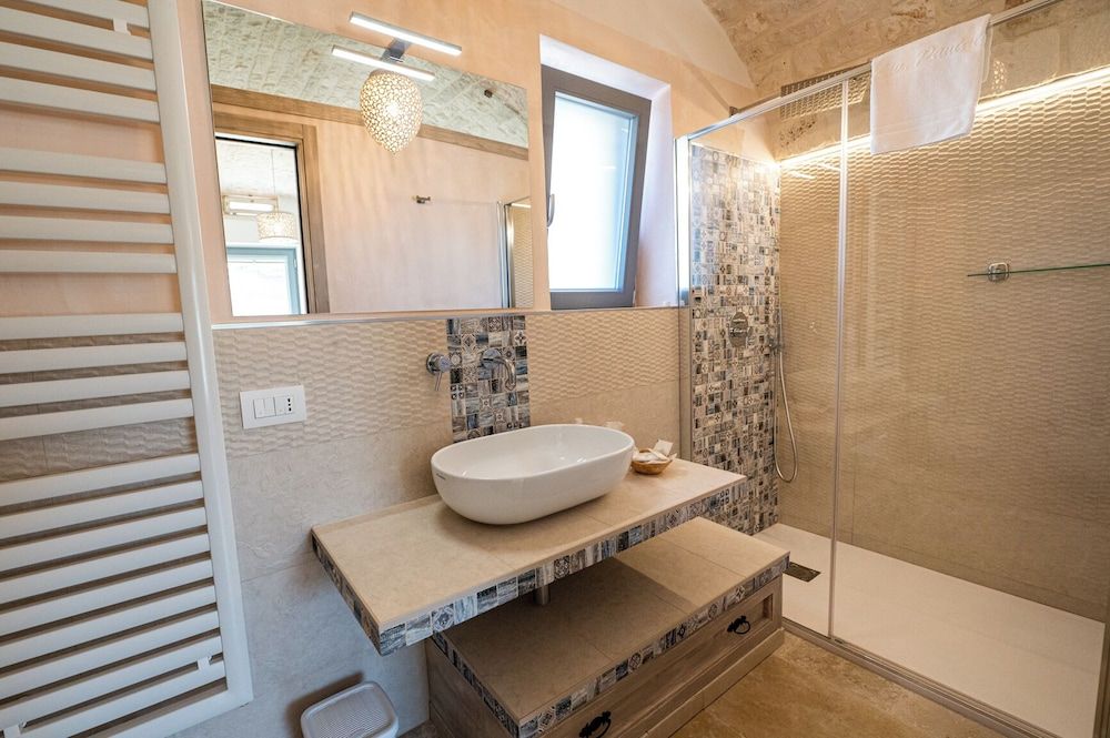 Resort Trulli San Leonardo Suite, Patio, Pool View 2