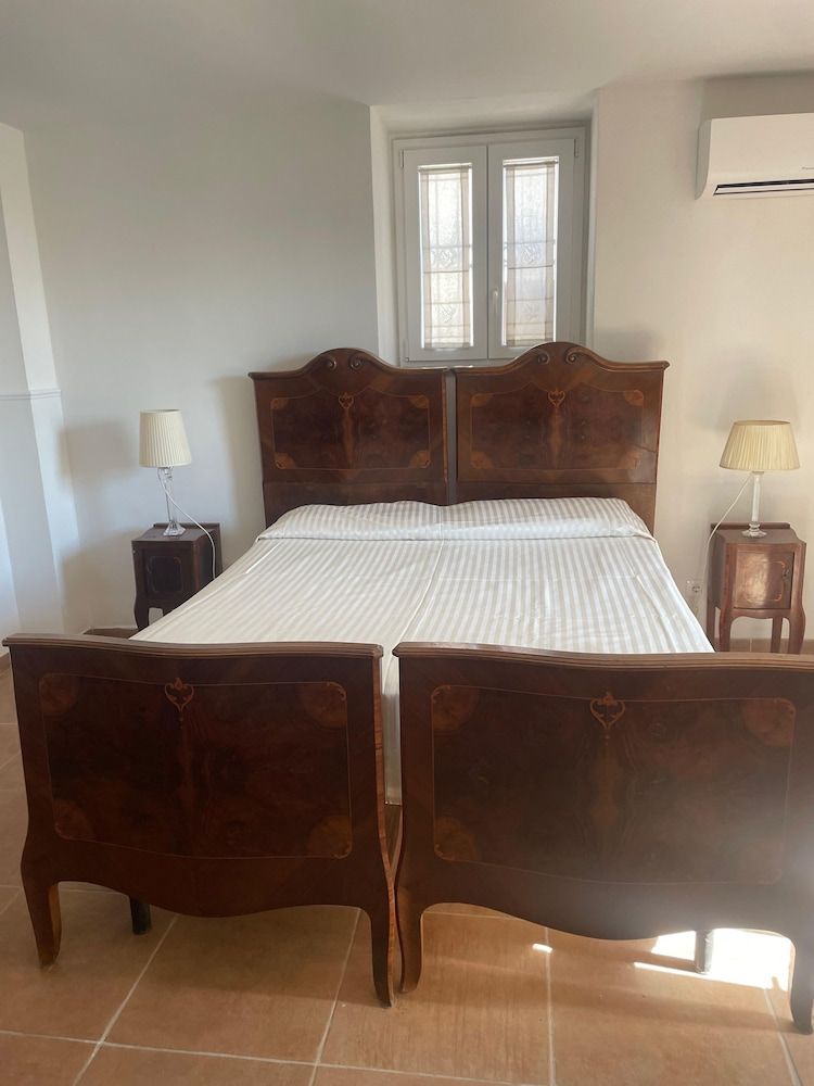 Palazzo Podestà Classic Room, Patio, Pool View 4