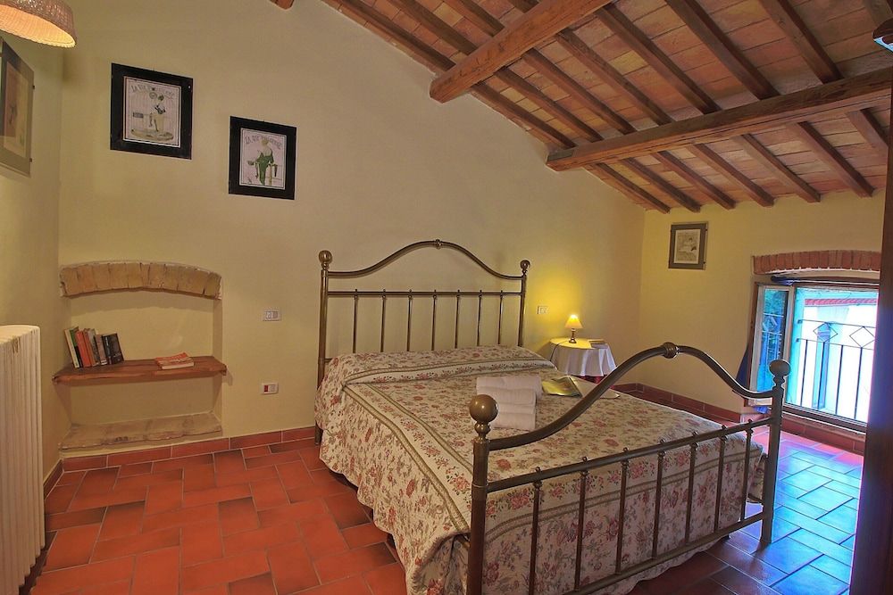 Classic House, 4 Bedrooms