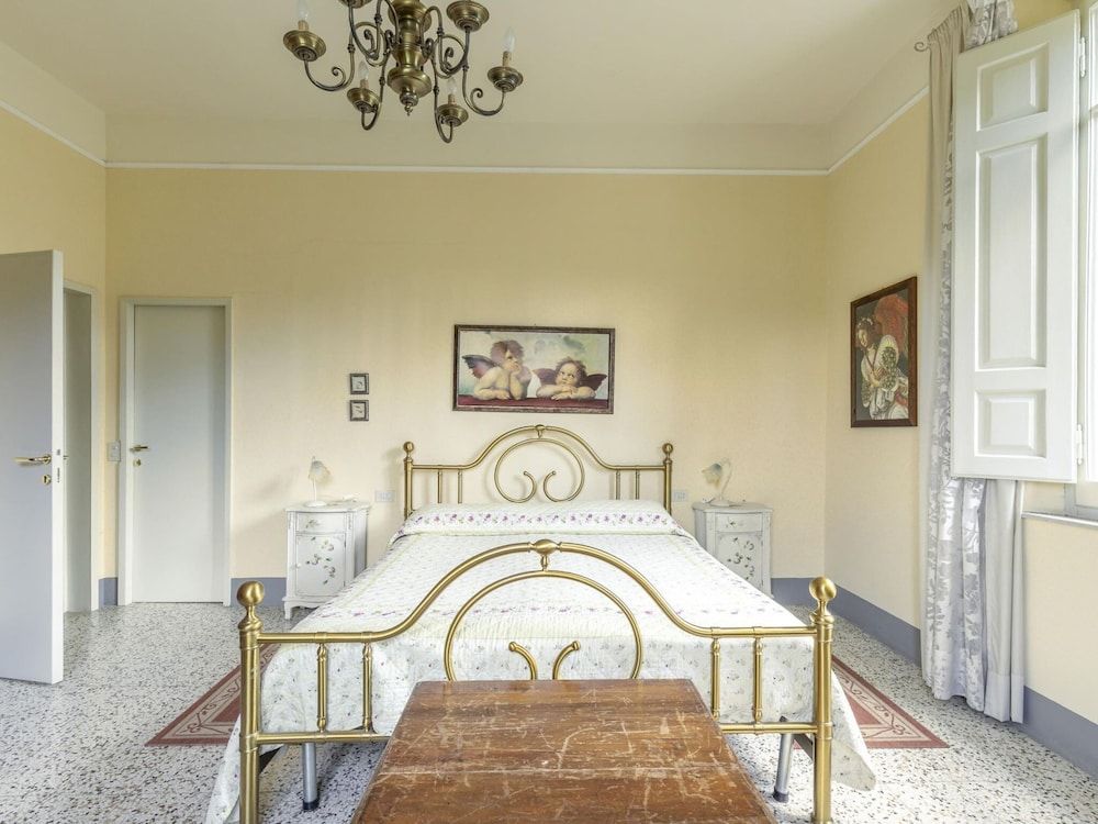 Classic House, 4 Bedrooms