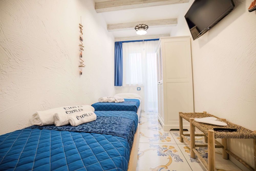 Etoiles Guest House Deluxe Apartment 4
