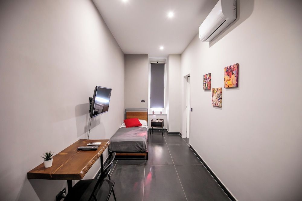 Deluxe Single Room