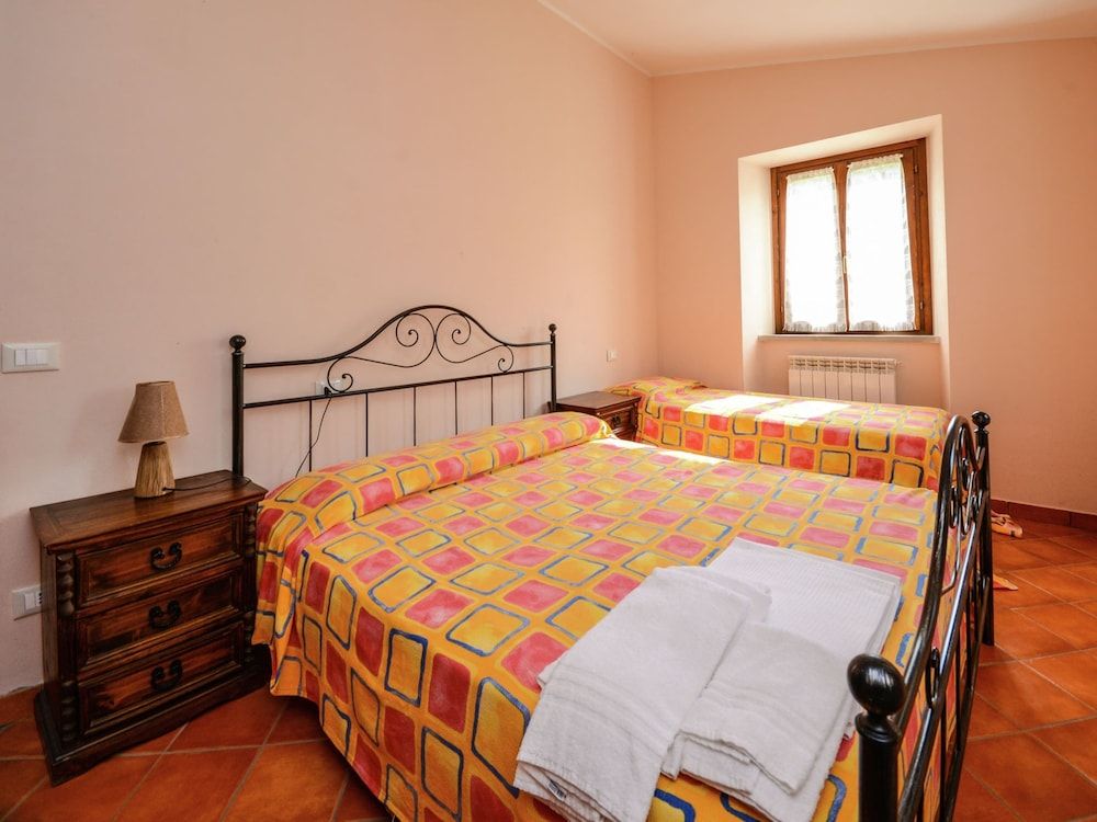 Luxury House, 6 Bedrooms