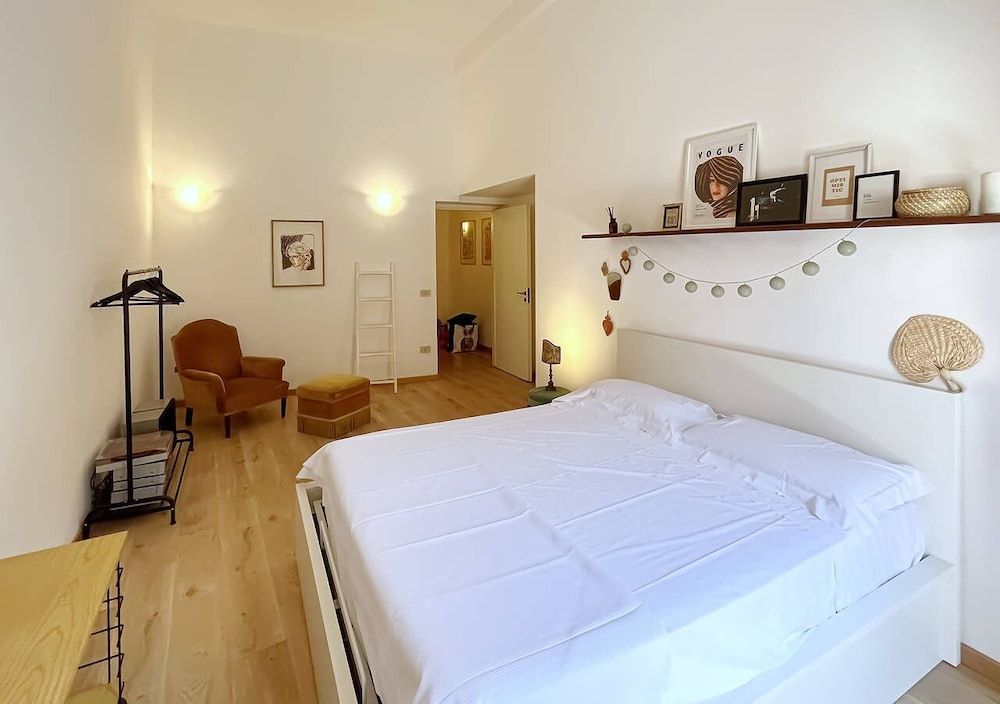 Apartment, Balcony