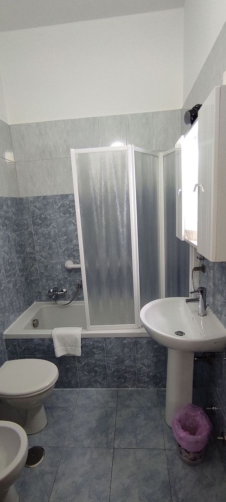 Coccinella Classic Triple Room 6