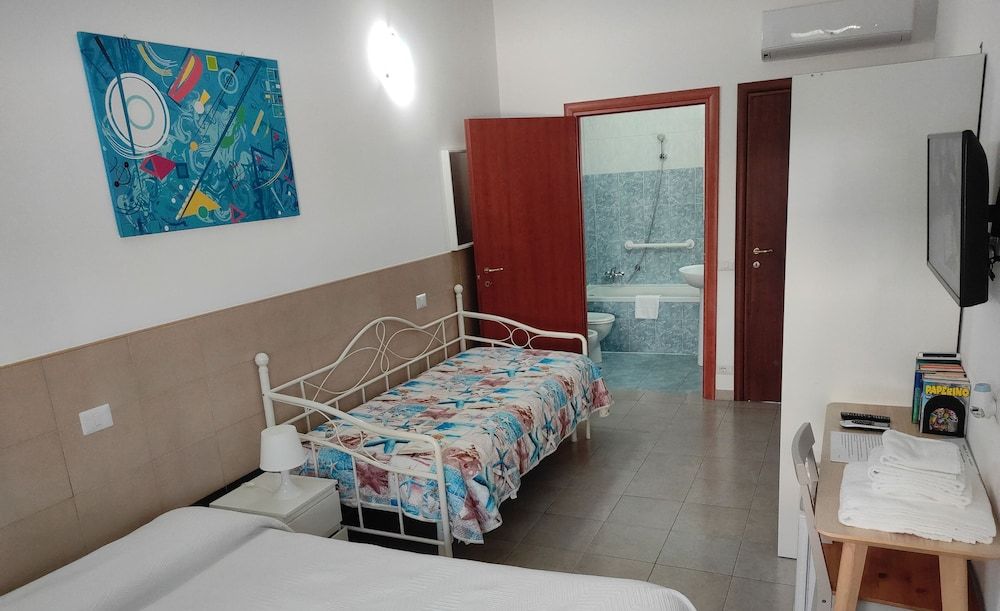 Coccinella Classic Triple Room 4