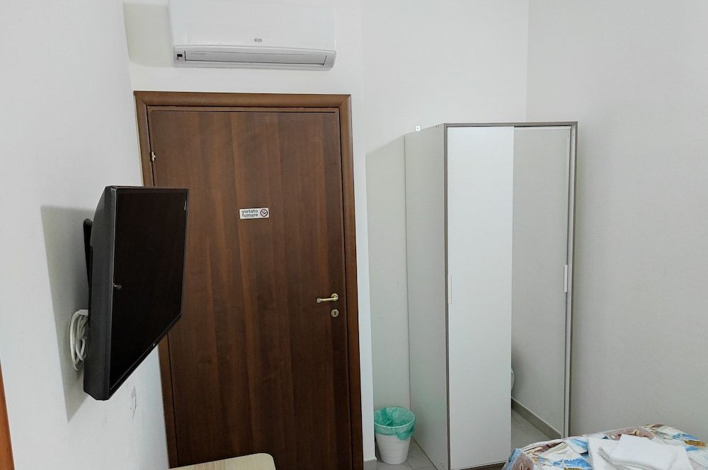 Coccinella Classic Single Room 7