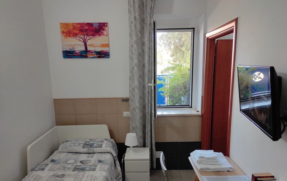 Coccinella Classic Single Room 2