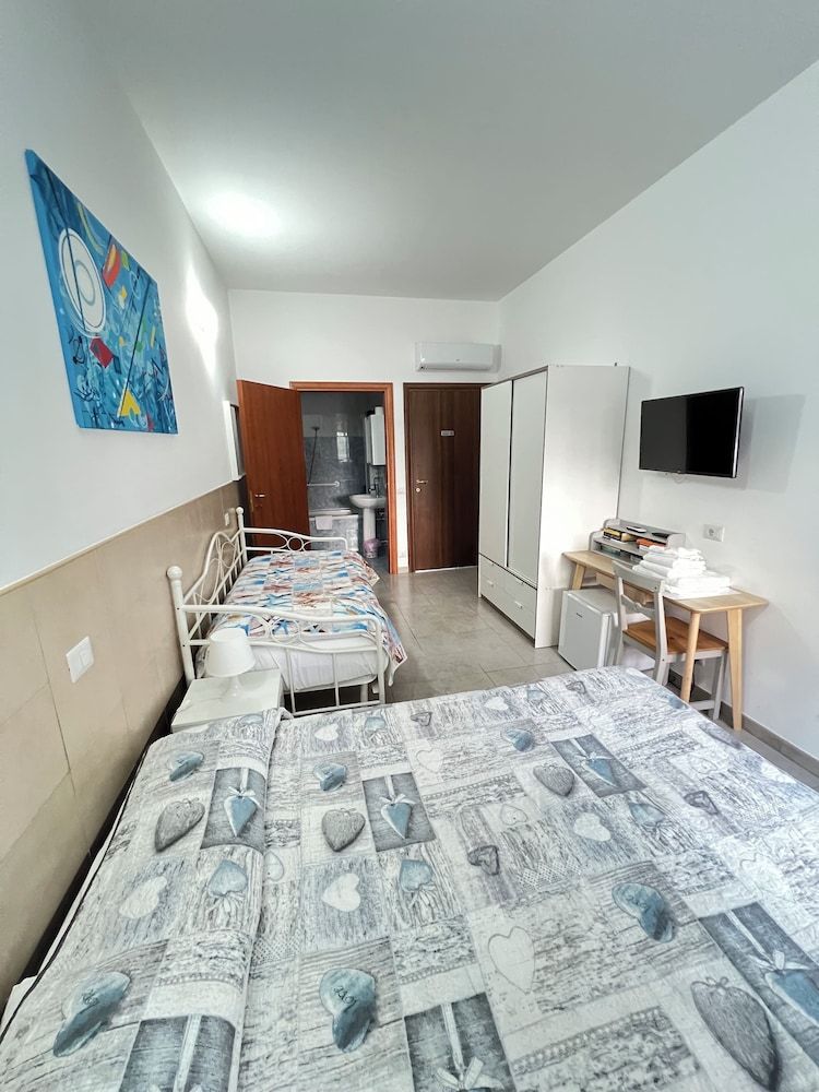 Coccinella Classic Triple Room 2