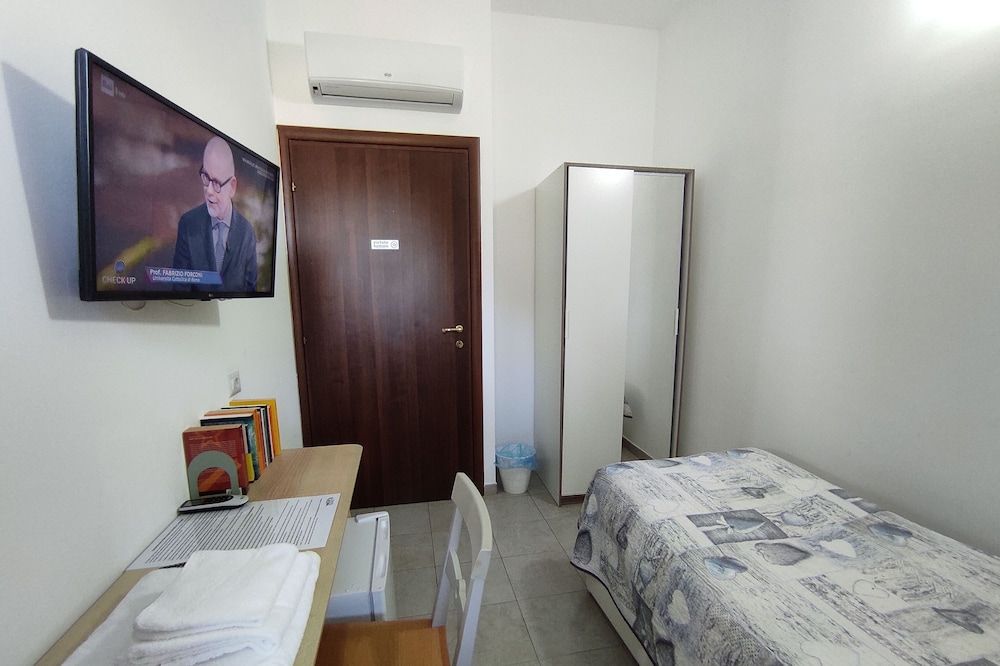 Coccinella Classic Single Room 8