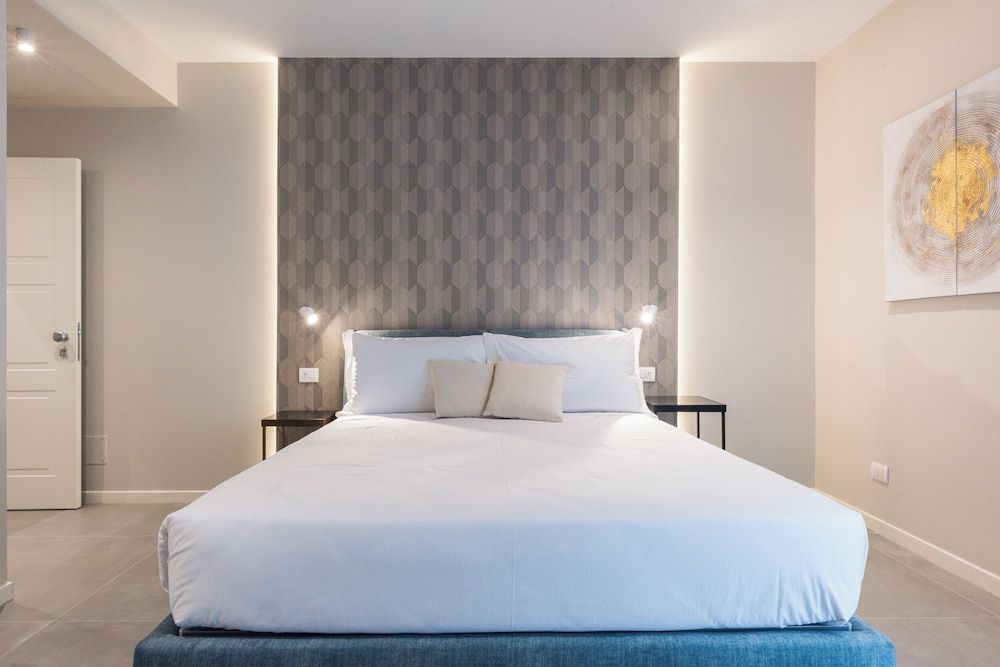 Deluxe Double Room, Balcony, City View