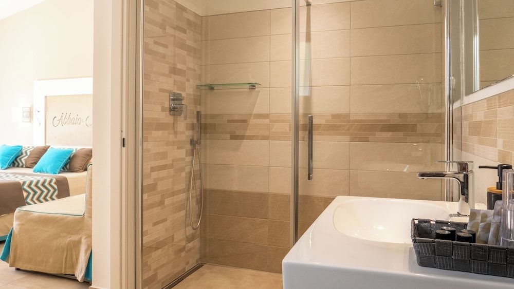 Resort Abbaia Ba Deluxe Triple Room 4