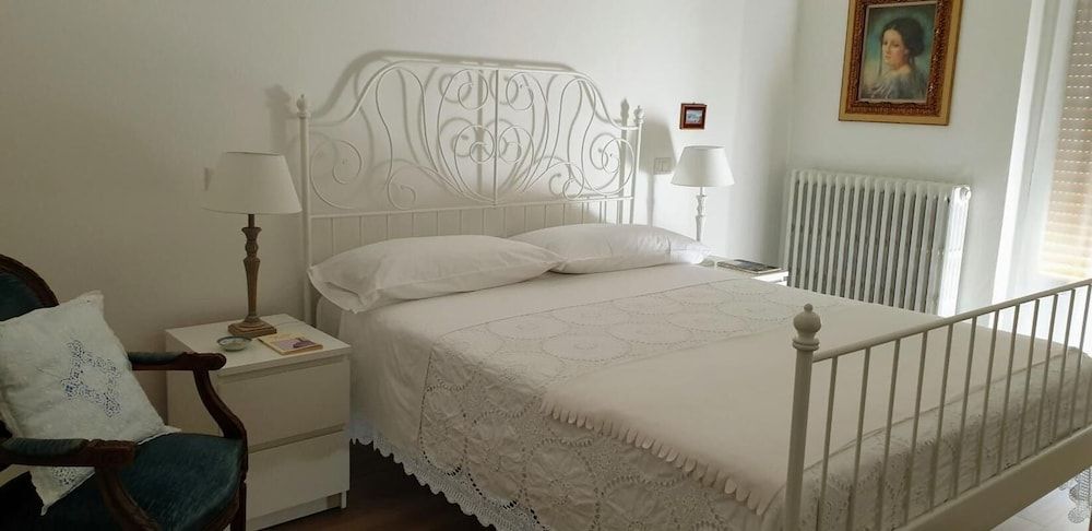Apartment, 2 Bedrooms, Smoking, Balcony