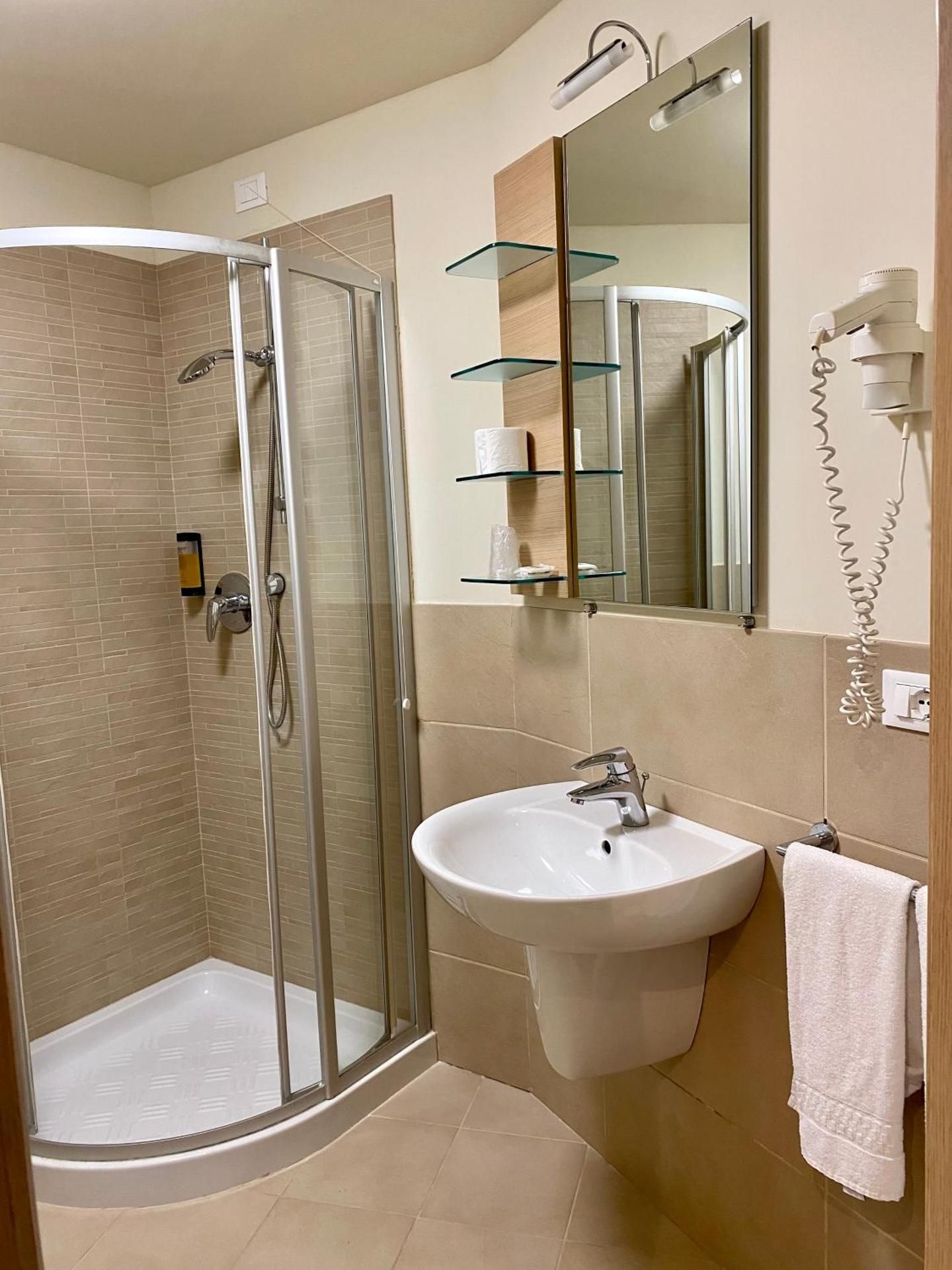 Triple Room with Lake View