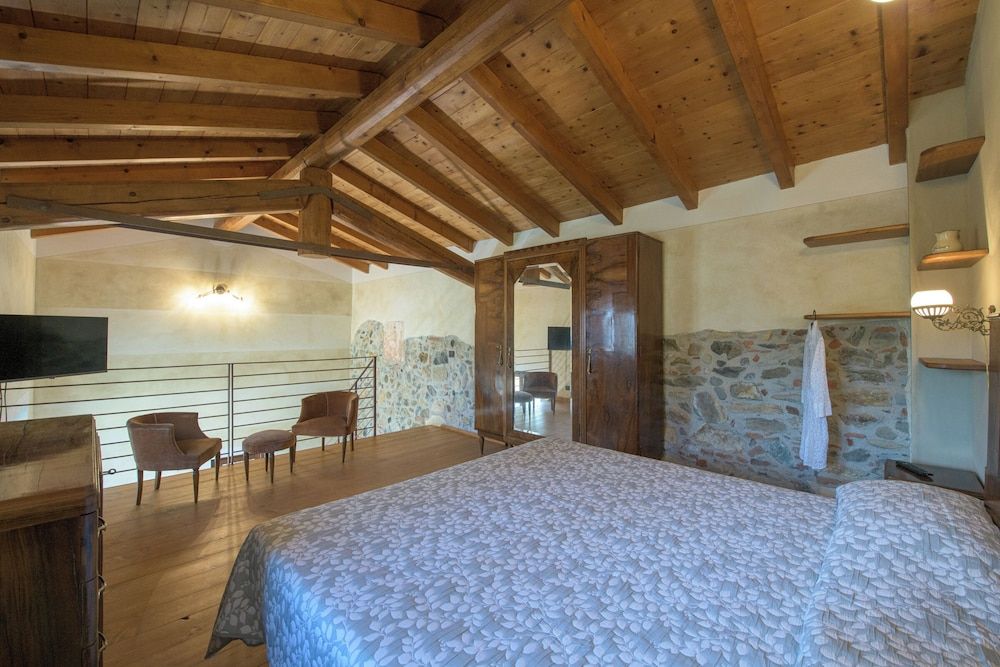 Room-charming Alessandria Apartment Retr Room, 1 Bedroom, Smoking, Balcony