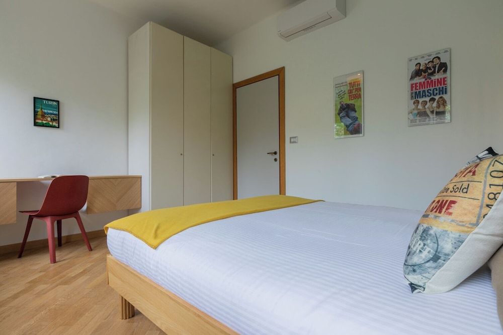 Apartment, Balcony