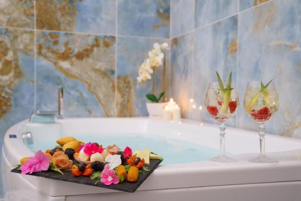 PLAZA Boutique Hotel Tropea Superior Double Room, City View 6