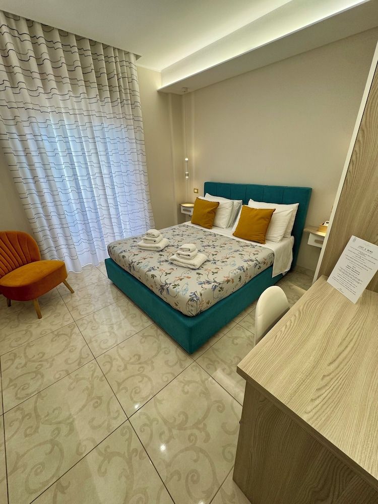 Family Double Room, City View