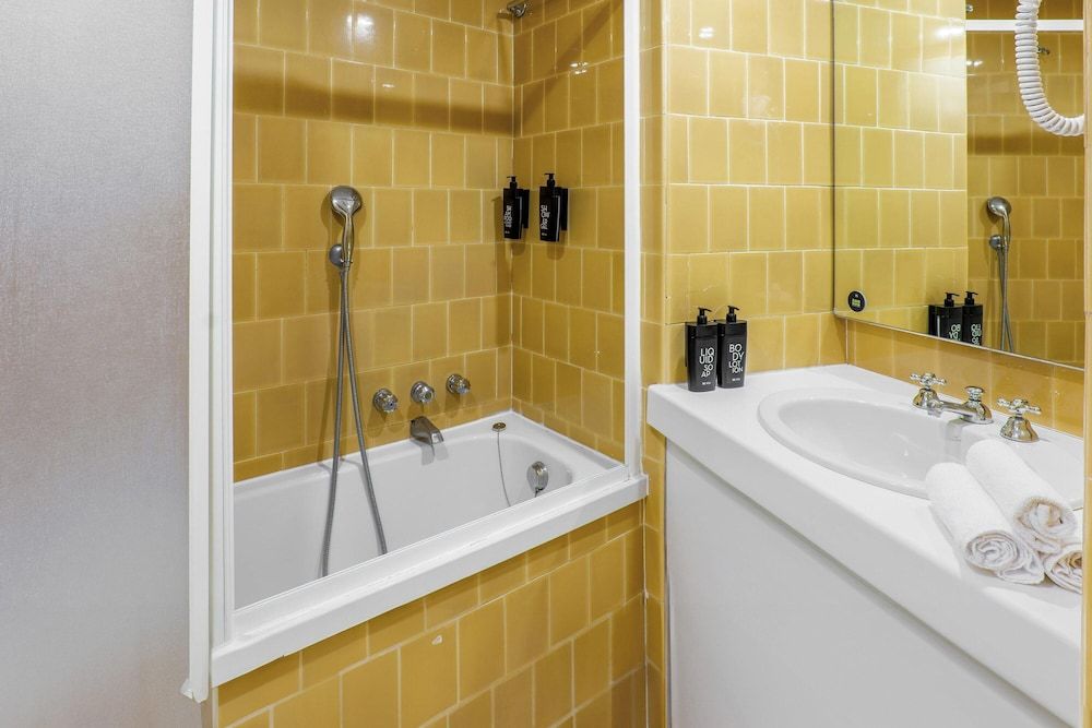 B&B HOTEL Fabriano Janus Standard Triple Room 4