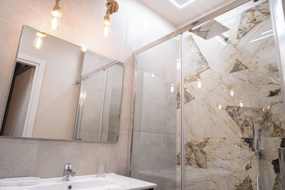 Napolitano Rooms - Pompei Camera matrimoniale o doppia superior, vista collina (Terra 4) 11