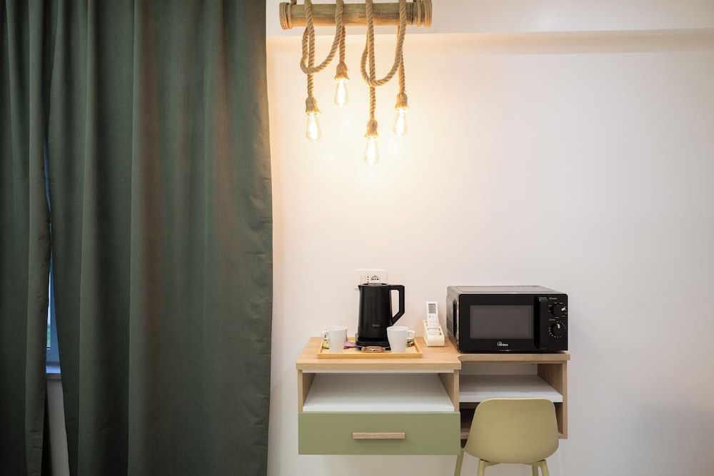 Napolitano Rooms - Pompei Camera matrimoniale o doppia superior, vista collina (Terra 4) 15