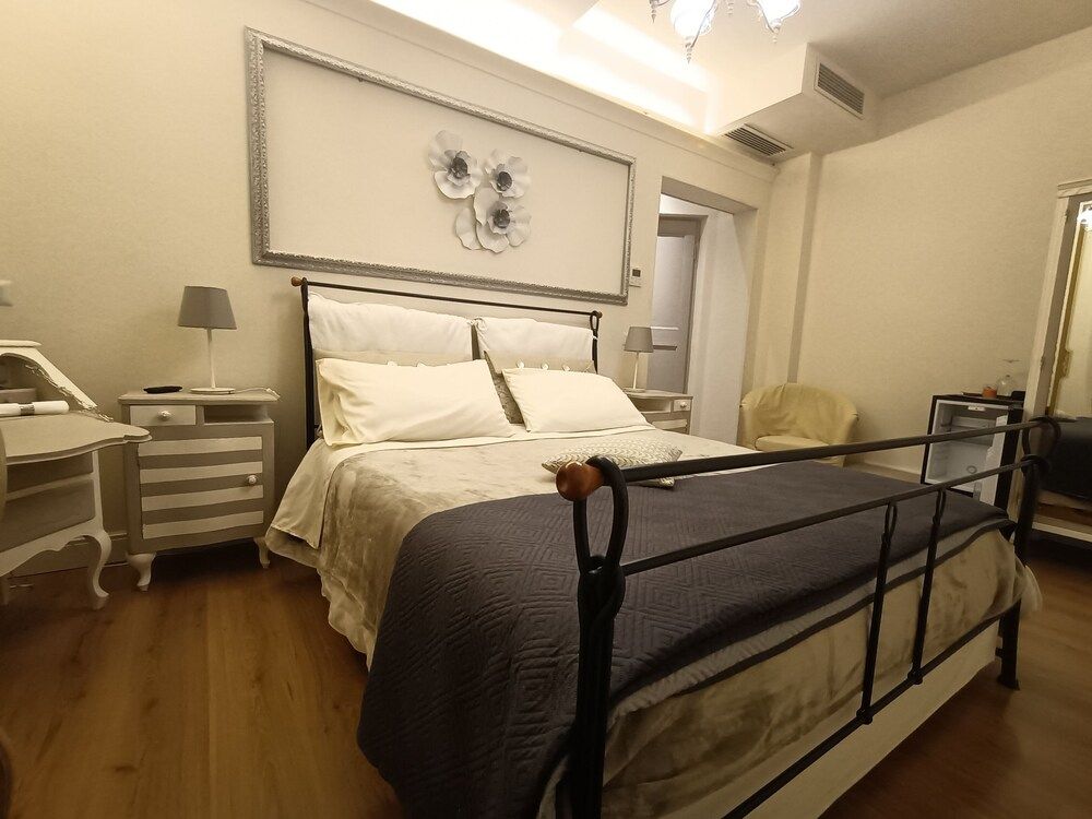 AriediParma - Rooms & Apartments Comfort Room, Garden View