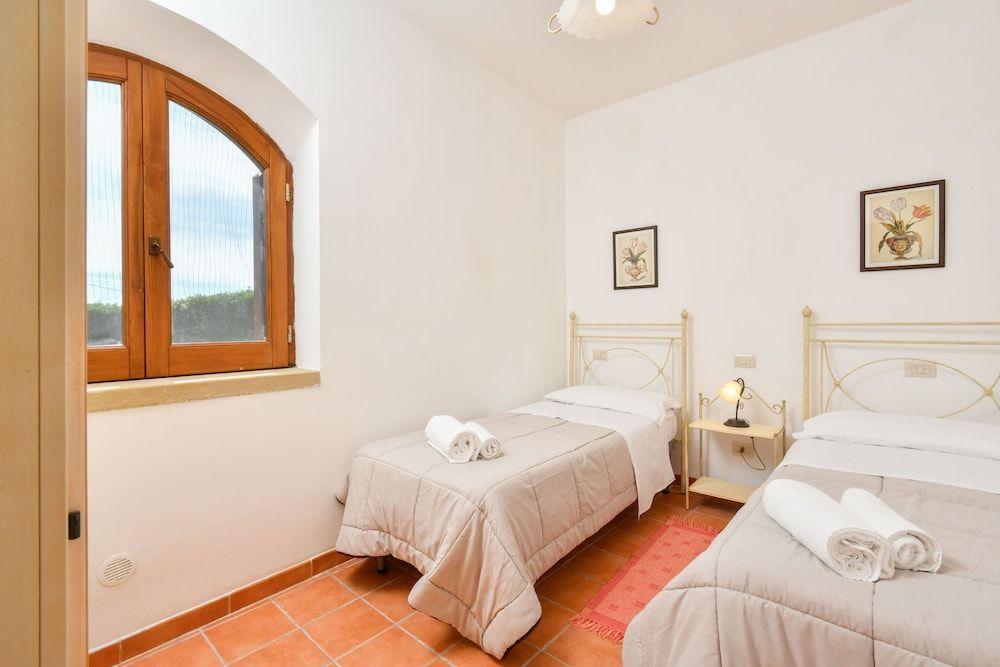 Casale il Saùco Classic Apartment (Baia)