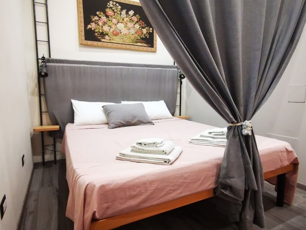 Club Condo, Kitchen, Ground Floor