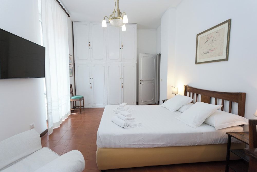 Lovely 1 BR Apt (Via Balestari 10A)