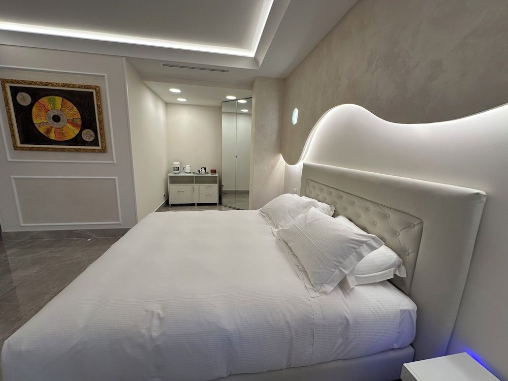 Hypnos - Luxury Suite in Pescara Deluxe Suite 2