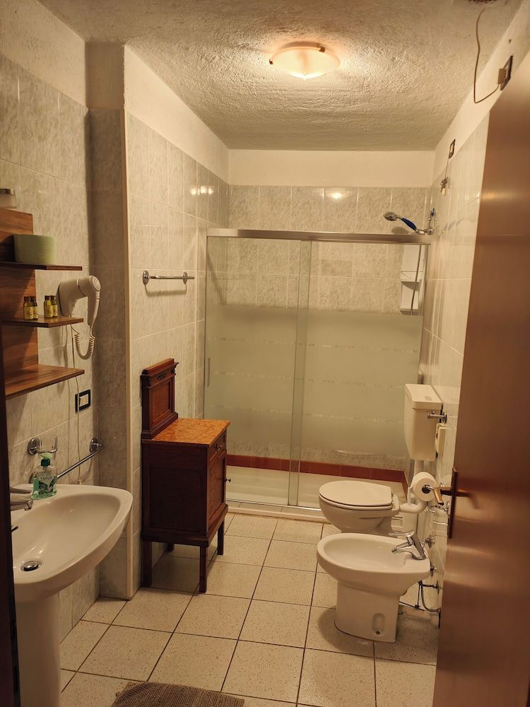 Agriturismo Scuderia Castello Classic Room, Lake View 5