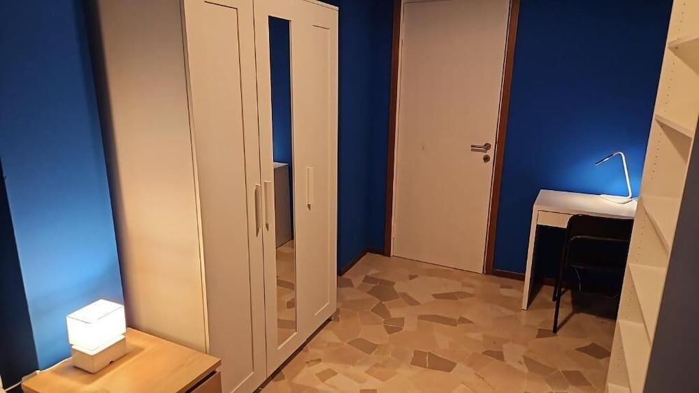 Guesthouse - Metro M1 Sesto Rondò Classic Single Room, 1 Twin Bed, City View 6