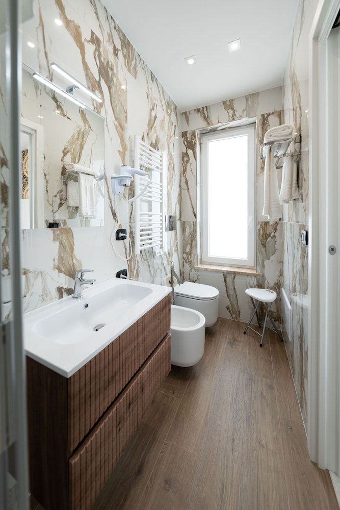 Hotel Manuela Deluxe Double Room 17