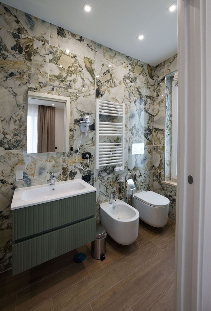 Hotel Manuela Deluxe Double Room 19