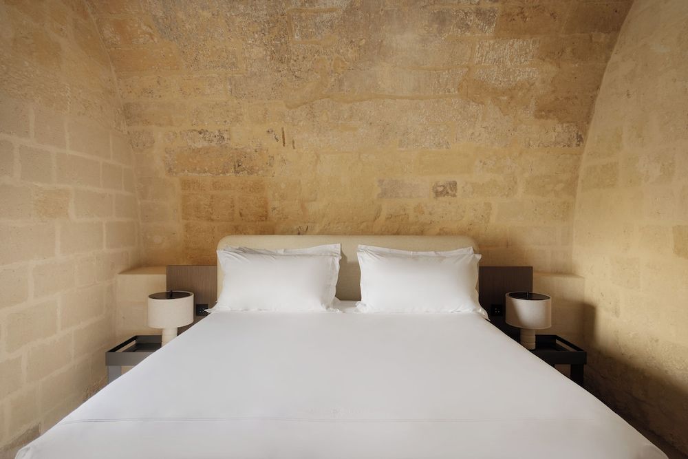 Vetera Matera Classic Room 8