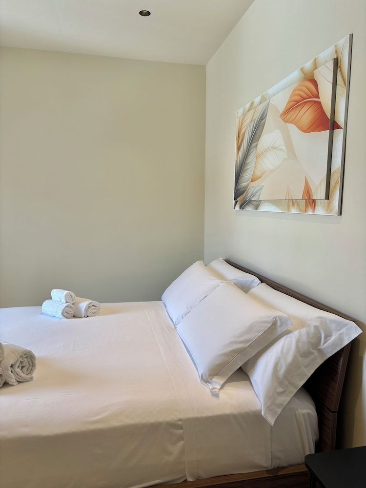 SETTANNI Suites Superior Room 3