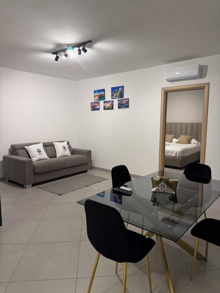 Deluxe Condo