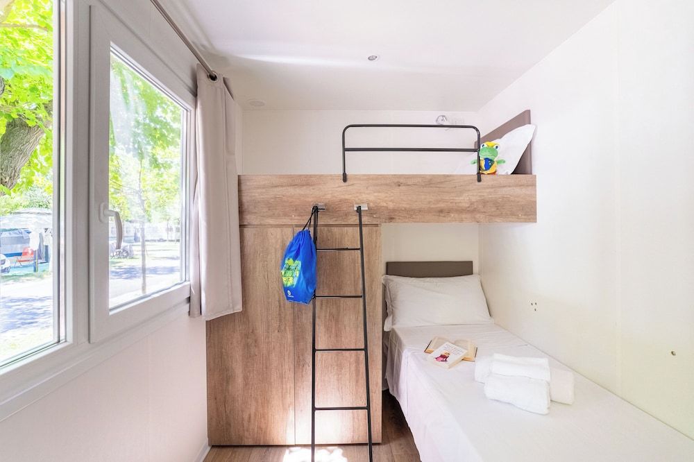 Superior Mobile Home, Mobility Accessible
