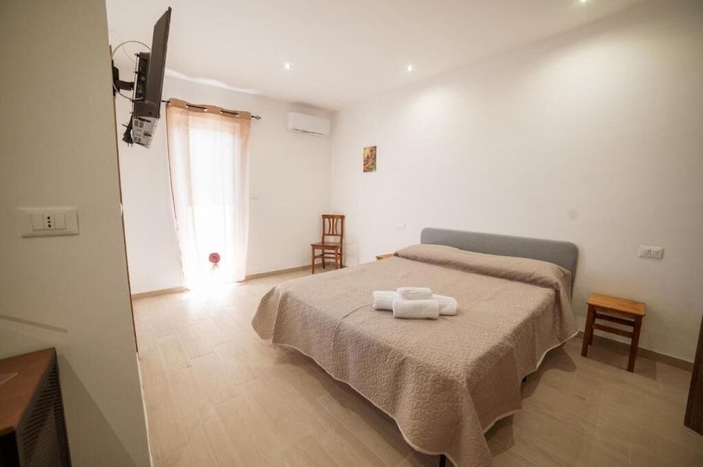 Bed&Breakfast Belvedere Comfort Double Room, Hill View 4