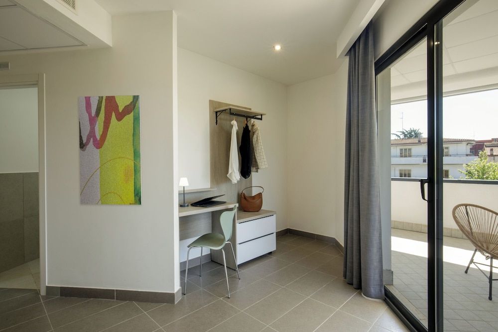 SIMON HOTEL APRILIA Double Room 4