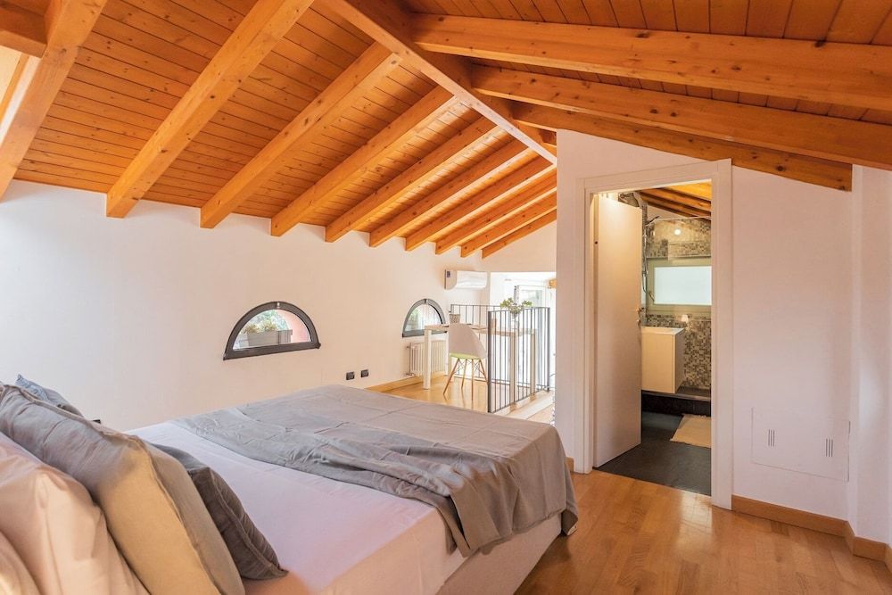 Apartment (1 Bedroom)