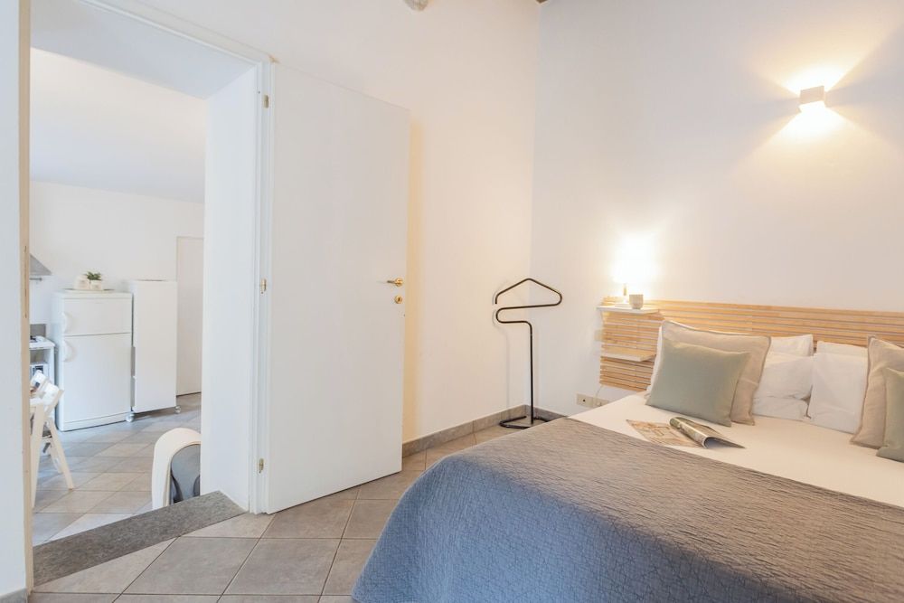 Apartment (1 Bedroom)
