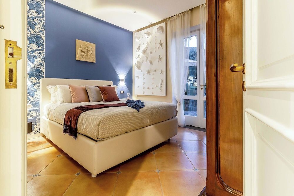 Villa, Sea View