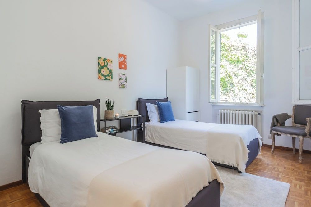 Villa (Multiple Bedrooms)